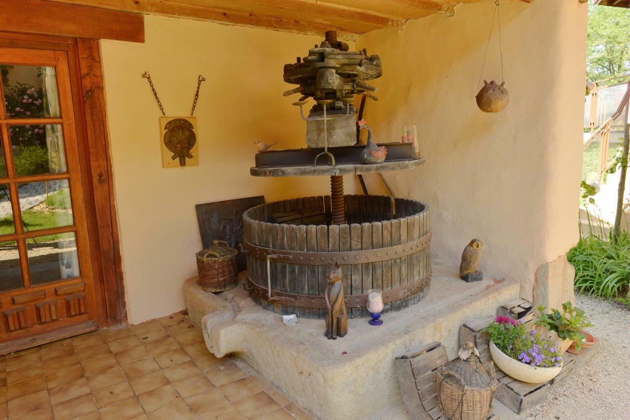 Bed and Breakfast La Parenthese Saint-Genix-sur-Guiers Екстер'єр фото