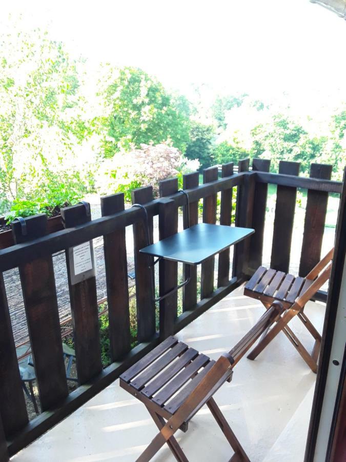 Bed and Breakfast La Parenthese Saint-Genix-sur-Guiers Екстер'єр фото